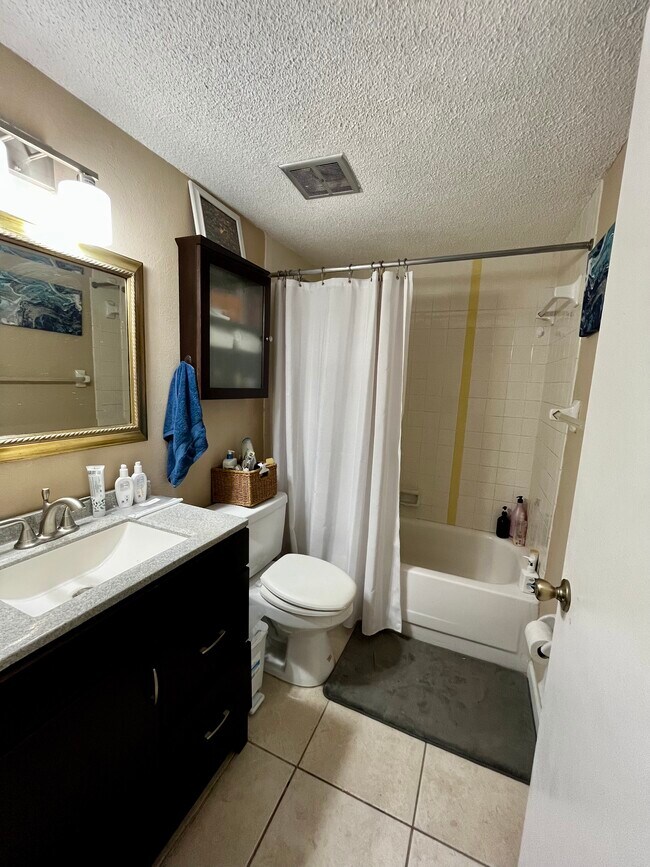 Bathroom 1 - 4435 1st St NE