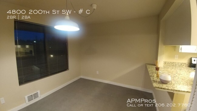 Foto del edificio - 4800 200th St SW