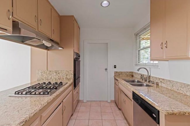 Foto del edificio - 9541 Debra Ave