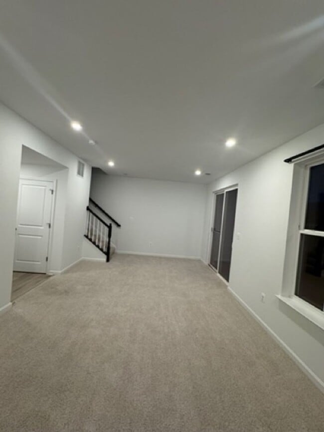 Foto del edificio - 208 Douglas Wy