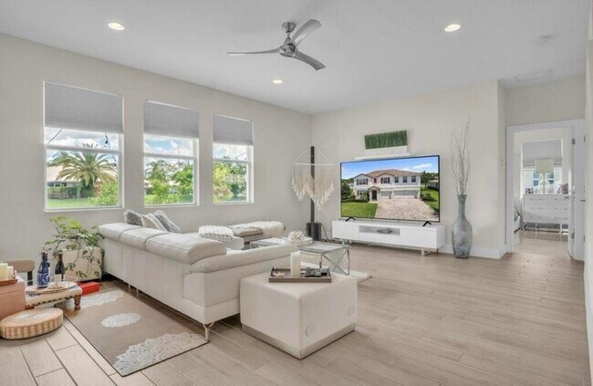 Foto del edificio - 11971 Cypress Key Way