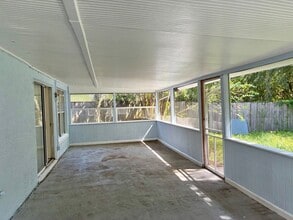 Building Photo - 933 Ponderosa Pine Ct