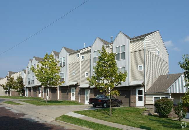 Kellom Apartments Omaha