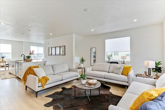 Foto del edificio - 1055 W 550 S