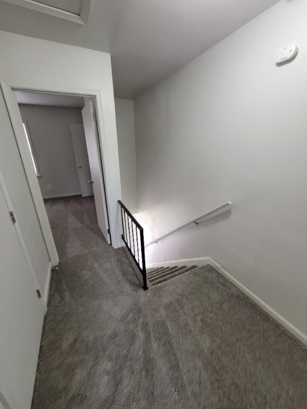 Building Photo - 89 W County St