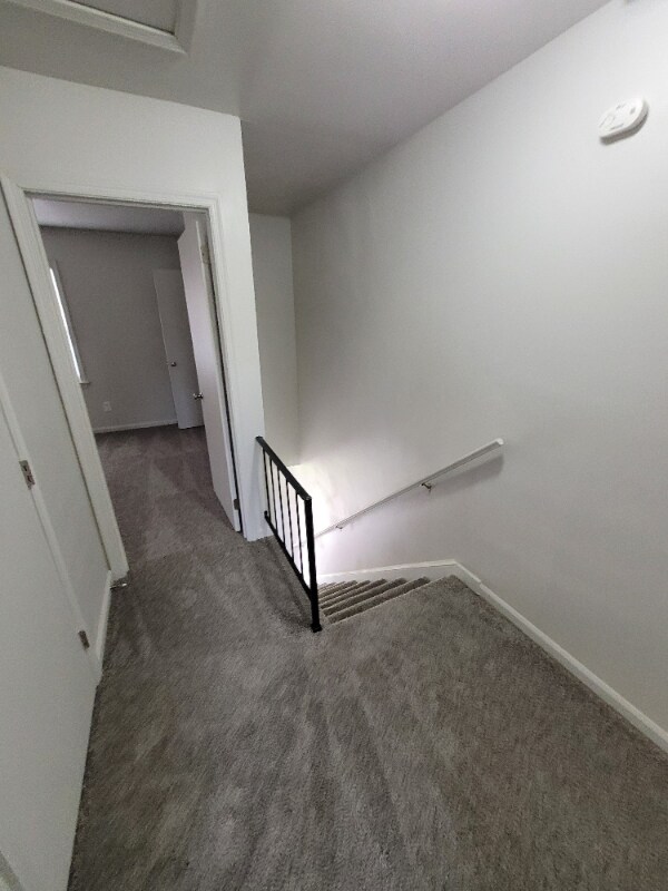 Foto del edificio - 89 W County St