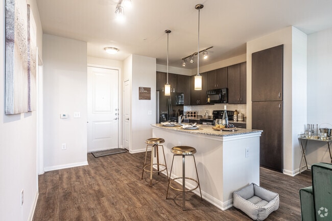 Interior Photo - The Henry at New Forest