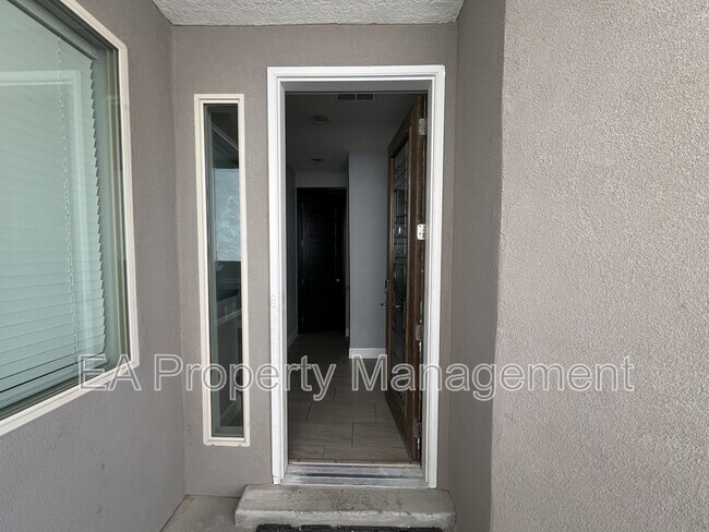 Foto del edificio - 12036 Monachos Rd SE