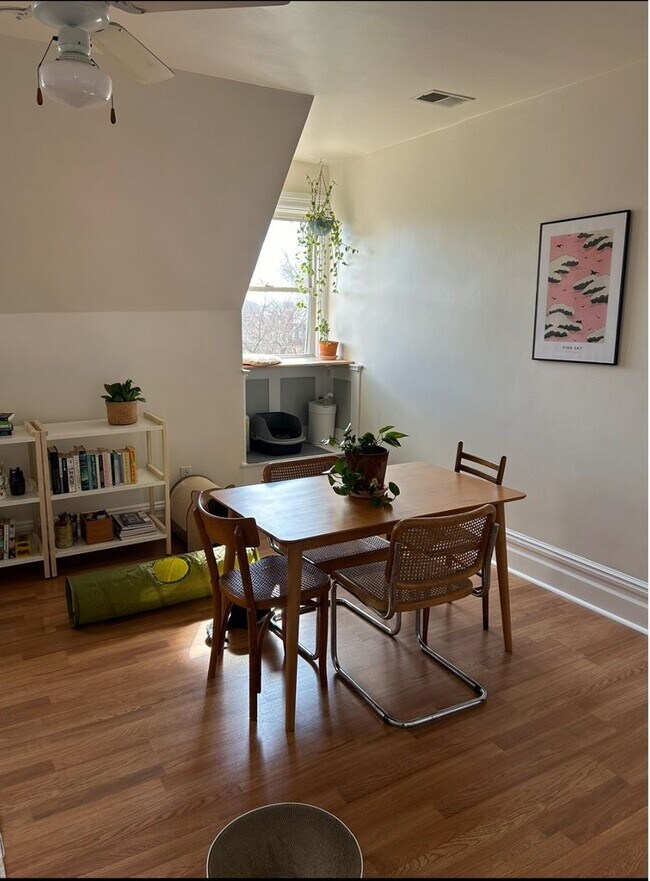 Photo - 123 Roup Ave House