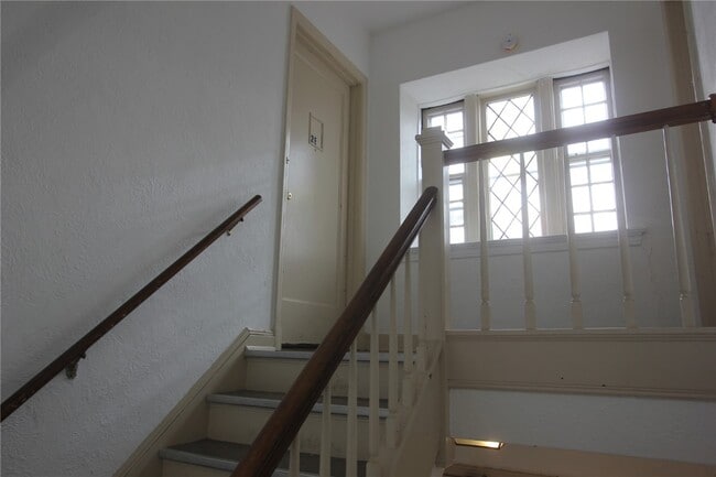 Foto del edificio - 6601 Alamo Ave