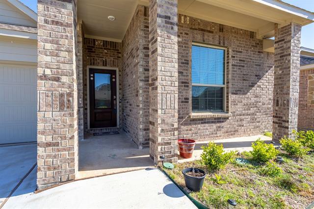 Foto del edificio - 1713 Lake Grove Dr