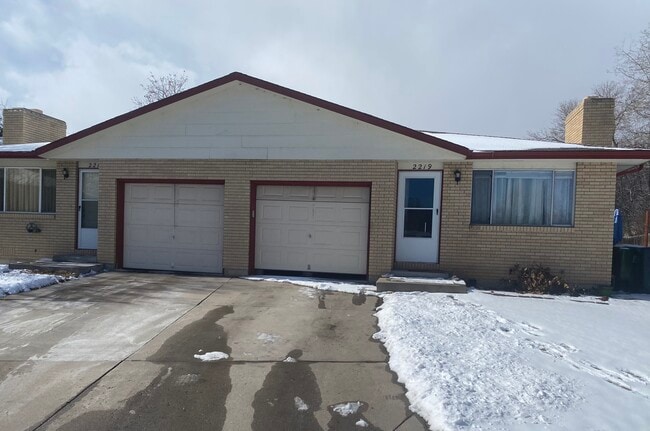 Building Photo - 2219 Augusta Ct