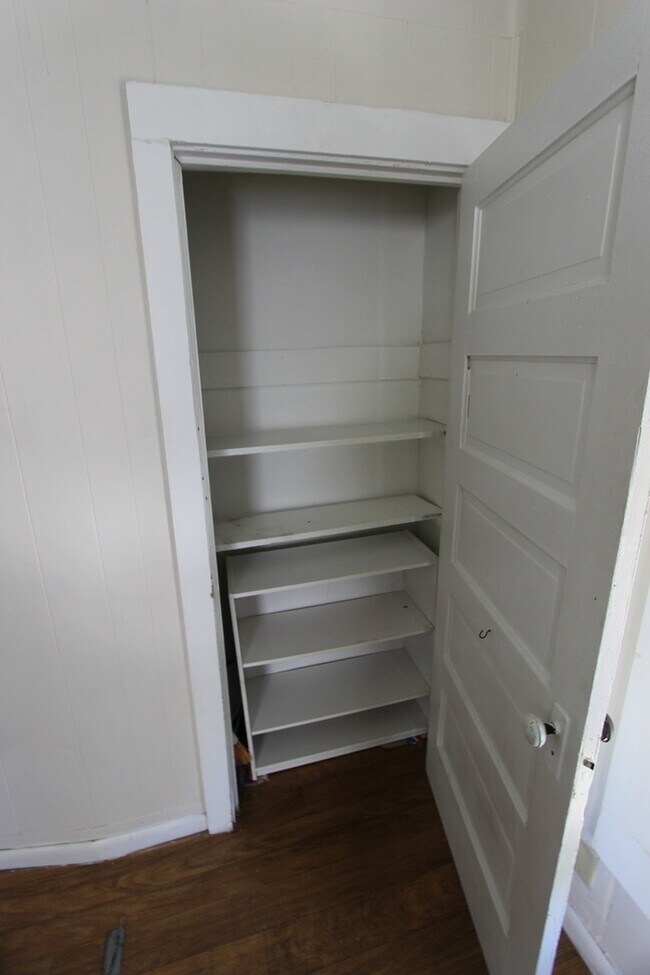 Building Photo - 1022 N 3rd Ave