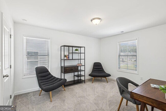 Foto del edificio - 4095 Hillmont Ln