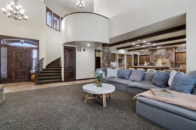 Foto del edificio - 5605 N Morpheus Pl