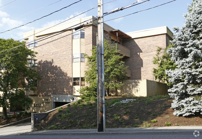 11 Place - 11 Place Apartments