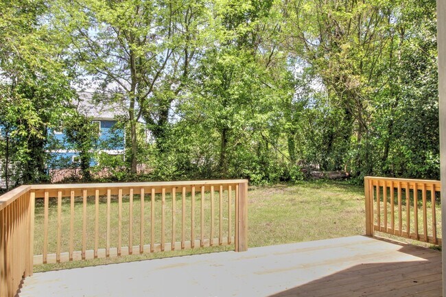 Building Photo - Craftsman bungalow with large fenced yard ...