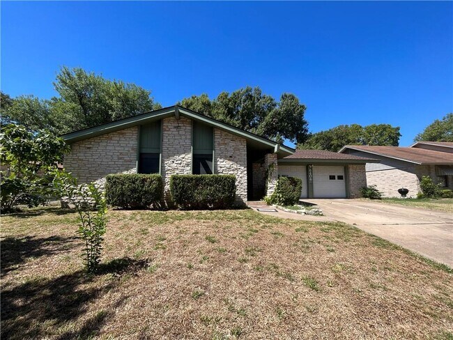 Building Photo - 6404 Bluesky Way