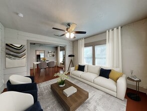 Building Photo - 114 S Lamar St