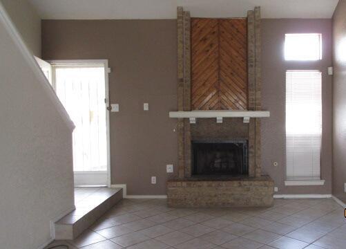 Building Photo - 4812 Maureen Cir