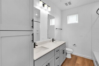 Building Photo - 1592 Bernard St Building Photo - 1592 Bernard St