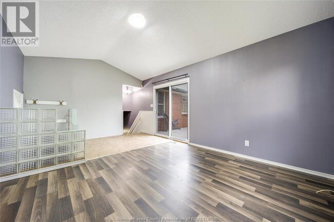 Building Photo - 1167 Isabelle Pl