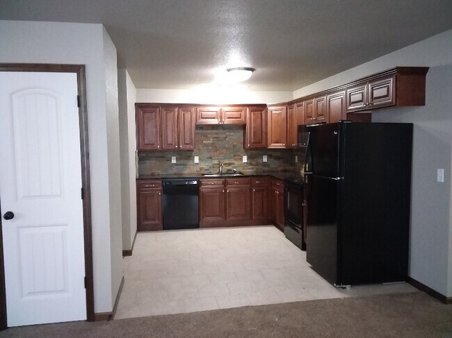 Foto del edificio - 116 SE Rose Garden Ln