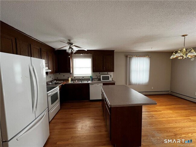 Foto del edificio - 58 Charles St