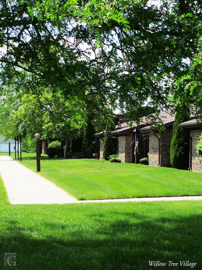 Foto del edificio - 300 S Miller Dr