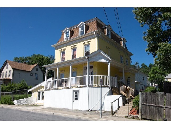 Building Photo - 50 S Montgomery St
