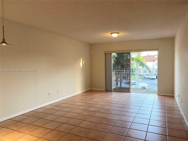Foto del edificio - 11251 SW 13th St