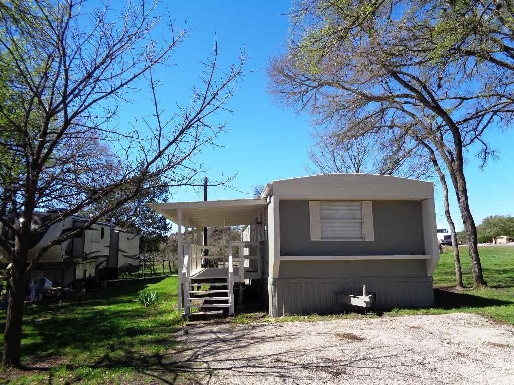 Foto del edificio - 102 Helms Cir