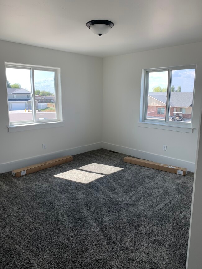 Building Photo - 1723 Dollys Way