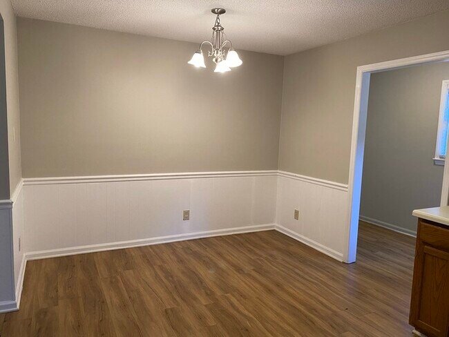 Foto del edificio - 4036-103 Greenleaf