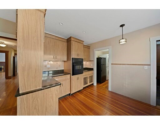 Building Photo - 9 Parkwood Terrace