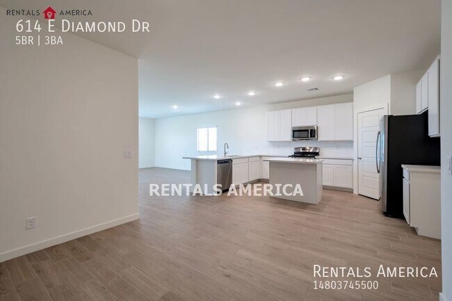 Building Photo - ***Check out move in special... see descri...