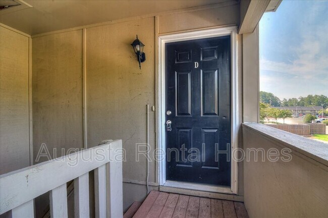 Foto del edificio - 4010-D Wheeler Woods Road