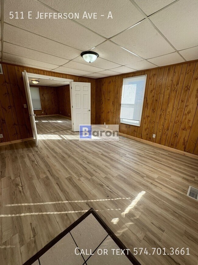 Foto del edificio - 511 E Jefferson Ave