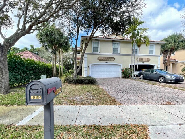 Foto del edificio - 9085 Villa Palma Ln