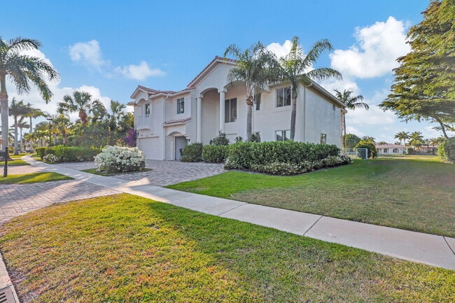 Foto del edificio - 11615 Paradise Cove Ln