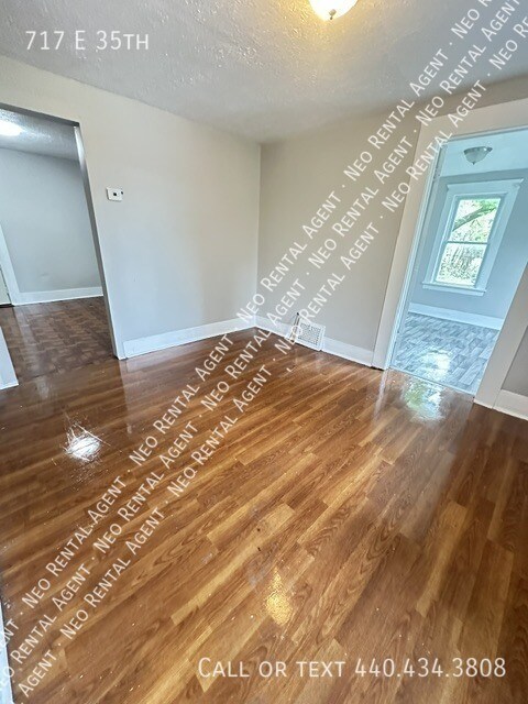 Foto del edificio - 717 E 35th St
