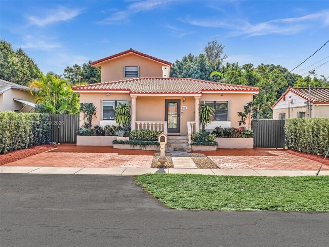 Foto del edificio - 6460 SW 2nd St