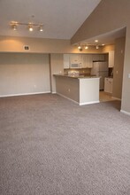 Building Photo - 272 Village Blvd