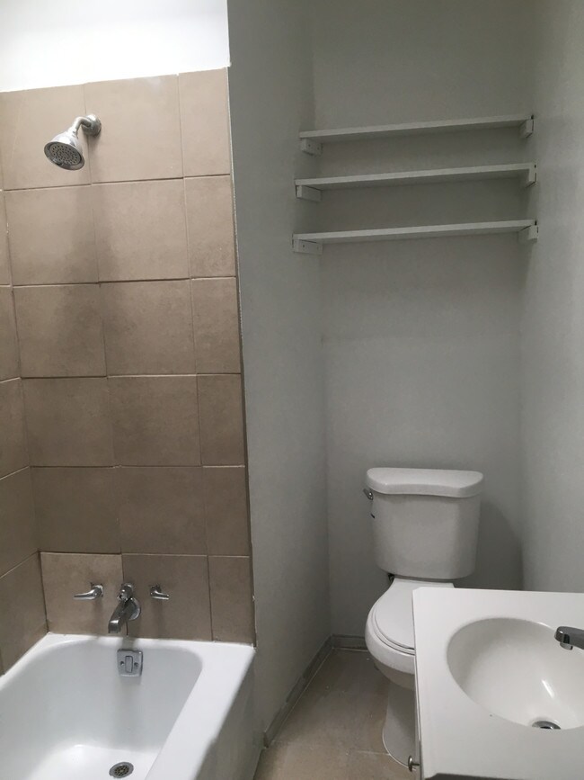 Foto del edificio - 3203 Presstman St