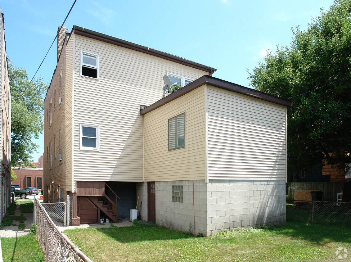 Foto del edificio - 4408 Magoun Ave