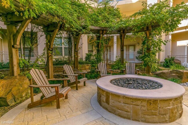 Foto del edificio - 2 br, 2 bath Condo - 2501 Bill Moses Pkwy ...