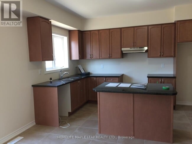 Photo du bâtiment - 14 Cohoe St