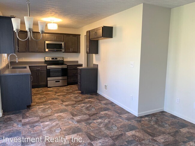 Building Photo - 3 br, 2 bath House - 4539 W Kingsbury St.