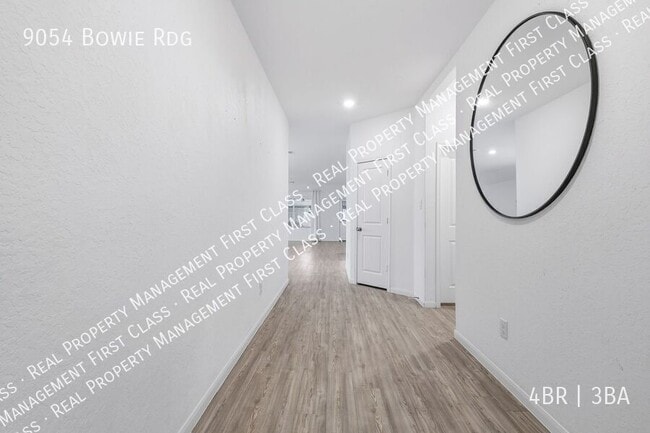 Foto del edificio - 9054 Bowie Rdg