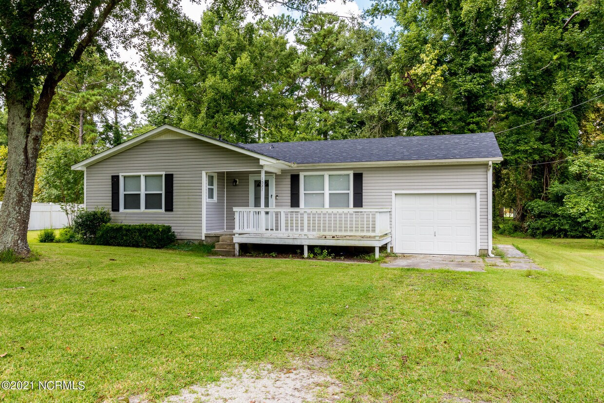1527 Onslow Pines Rd, Jacksonville, NC 28540 House Rental in Jacksonville, NC